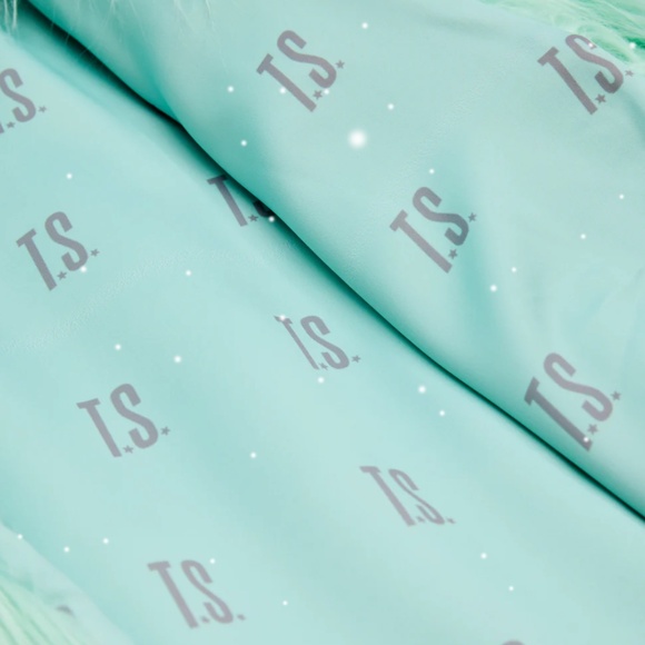 BRAND NEW, SEALED IN BOX - Taylor Swift Showgirl Faux Fur Coat - Picture 3 of 7